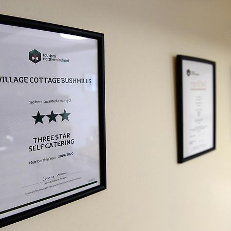 Village Cottage Bushmills Exterior foto
